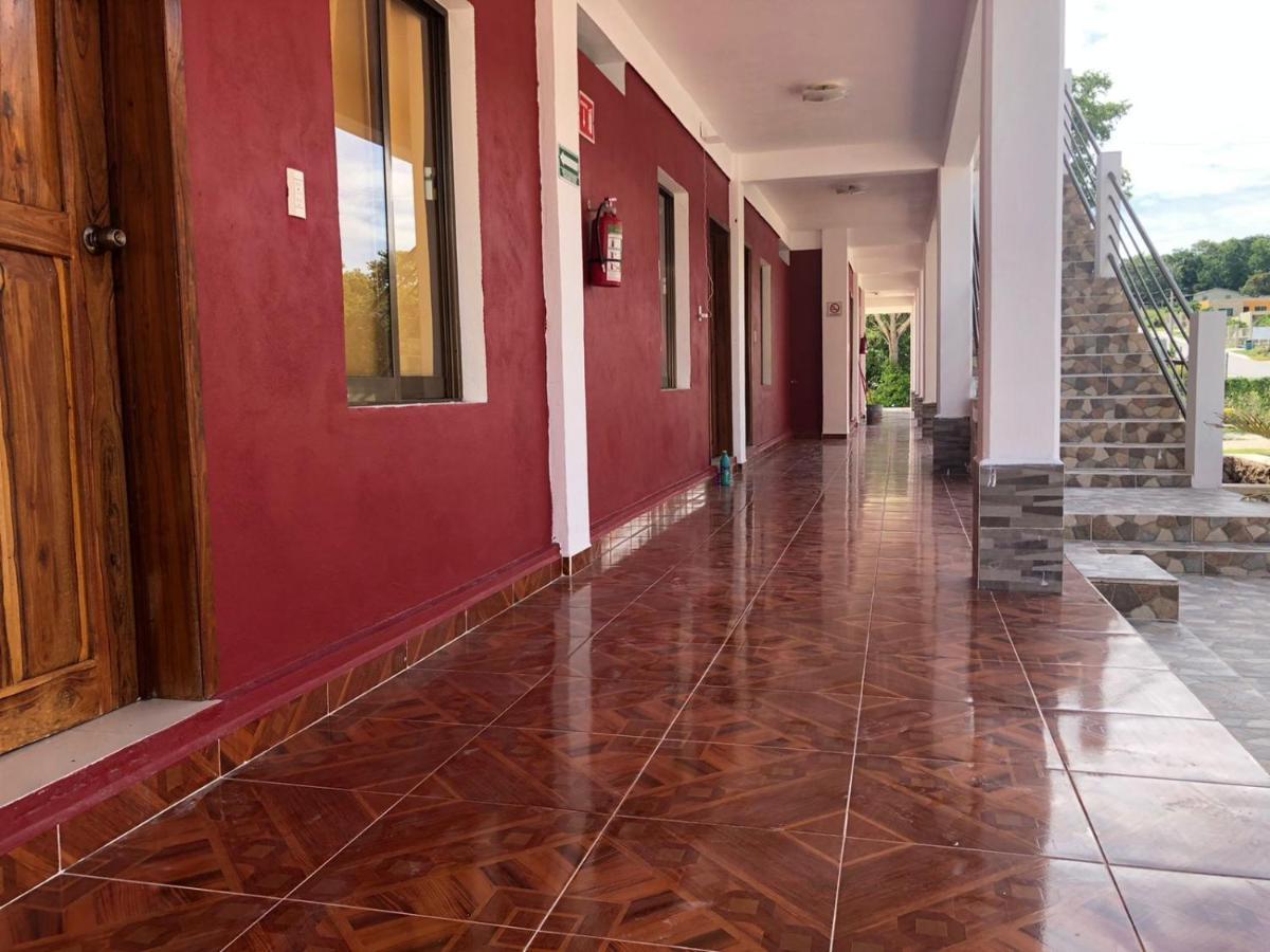 Hotel Villa Diamante Xpujil Exterior foto